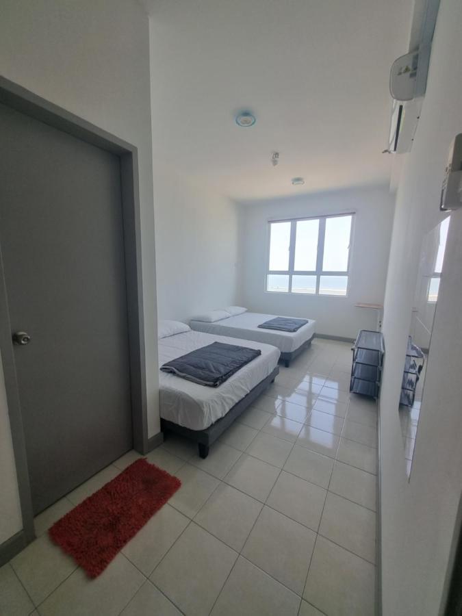 Seaside Haven Homestay Seaview Unit With Pool Opposite Ktcc & Mayang Mall - Pangsapuri Ladang Tanjung Κουάλα Τερενγκάνου Εξωτερικό φωτογραφία