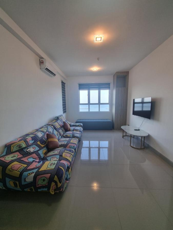 Seaside Haven Homestay Seaview Unit With Pool Opposite Ktcc & Mayang Mall - Pangsapuri Ladang Tanjung Κουάλα Τερενγκάνου Εξωτερικό φωτογραφία